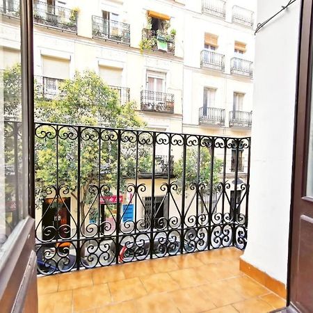 Alojamiento En Centro De Madrid Appartement Buitenkant foto
