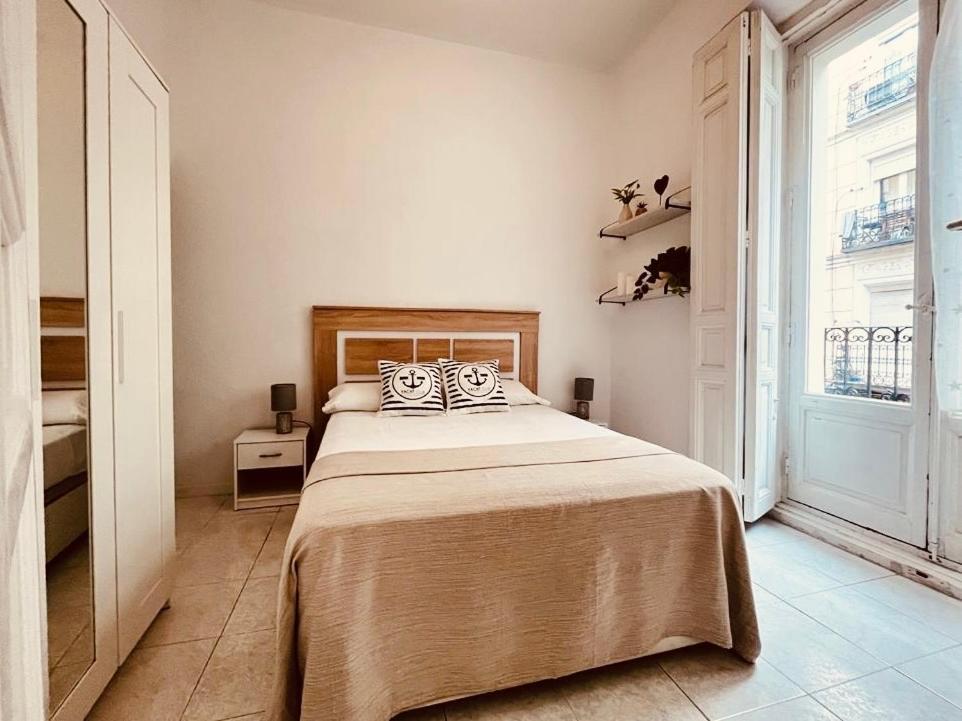 Alojamiento En Centro De Madrid Appartement Buitenkant foto